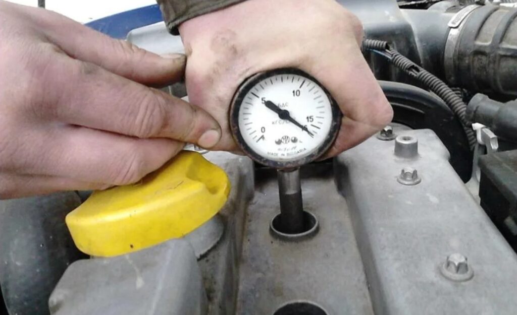 Низкая компрессия в цилиндрах так же является причиной повышения расхода топлива мотором!